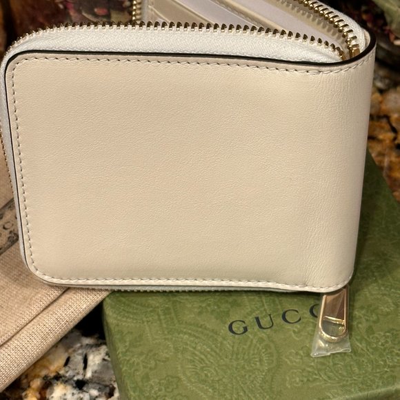 Gucci Interlocking GG Zip Around Wallet in White and Red NEW IN BOX HOST PIC! - Picture 2 of 8